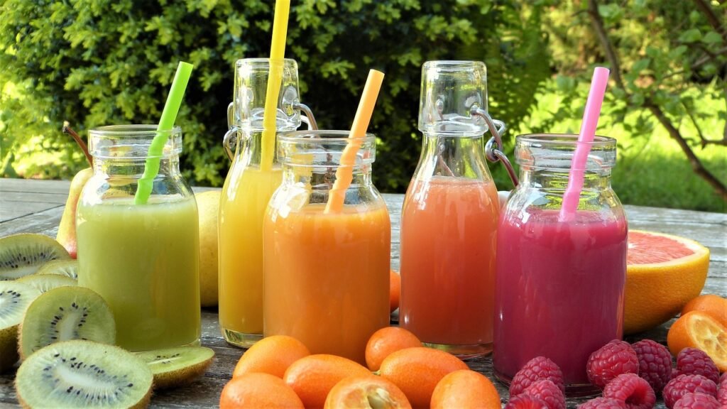 Fruit Juice Associated With Weight Gain in Kids and Adults, New Study Reveals