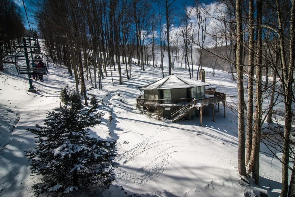 Off-Grid Bliss, Appalachian Mountain Club Huts